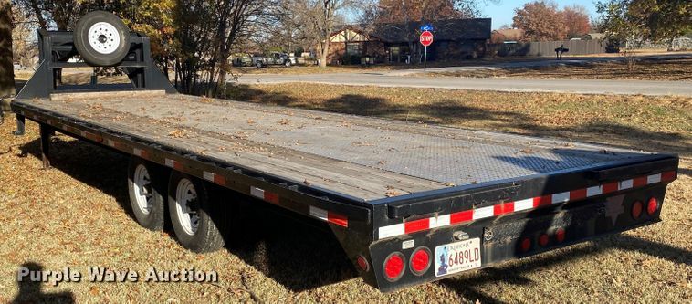 image for item DL6774 2013 PJ Trailer FS252  equipment trailer
