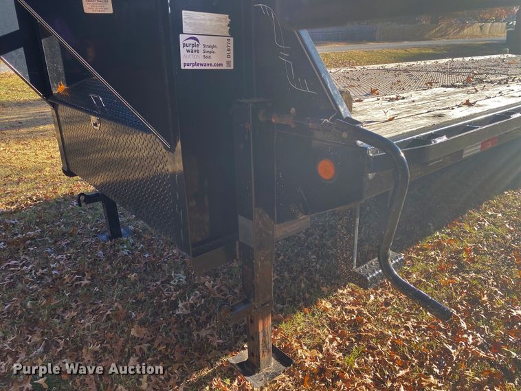 image for item DL6774 2013 PJ Trailer FS252  equipment trailer