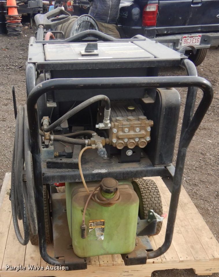 image for item DM5318 Mi-T-M HSE-3504-0M10  pressure washer