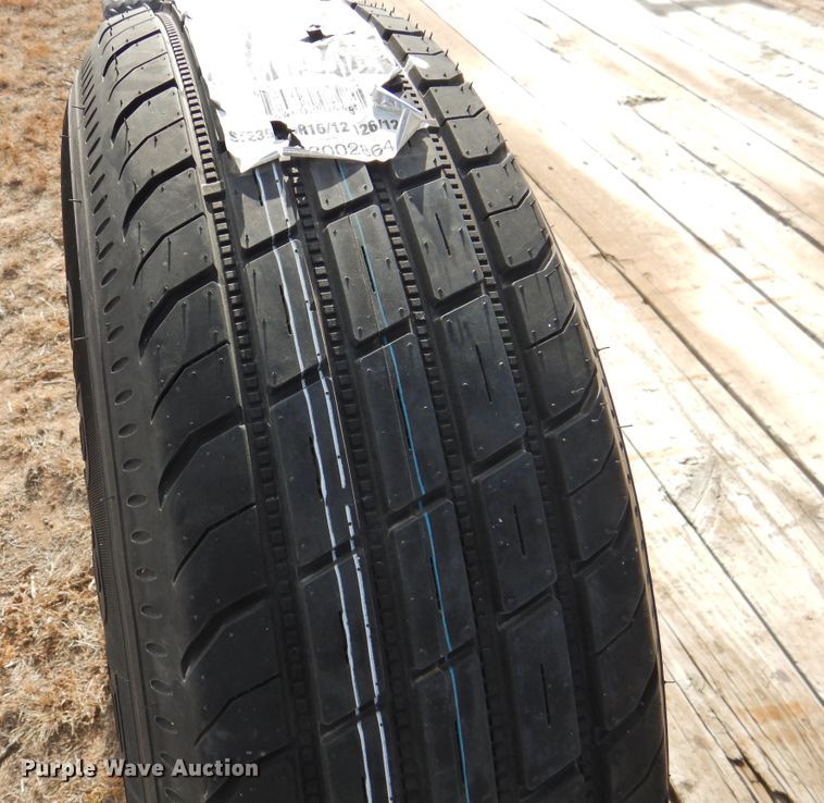 image for item DN0077 2014 Big Tex 12EQ-18  equipment trailer