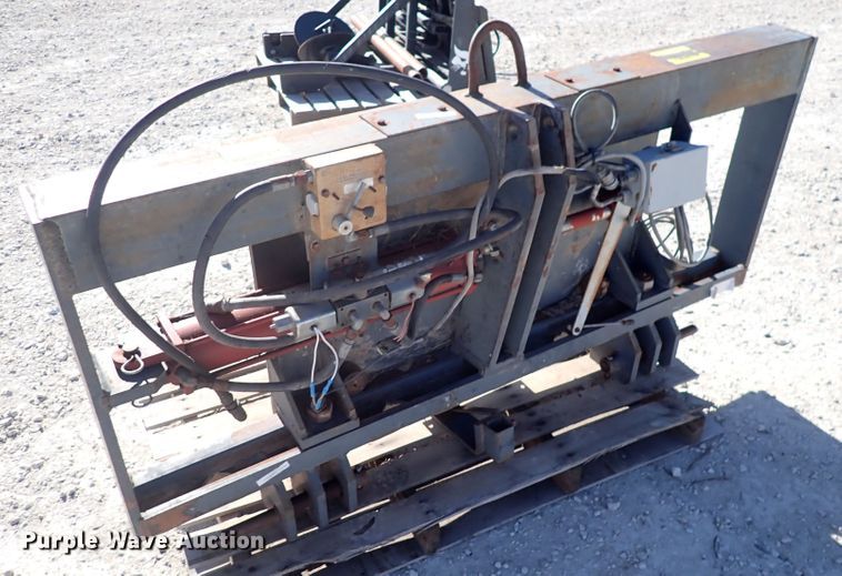 image for item DN2313 Navigator  three point guidance hitch