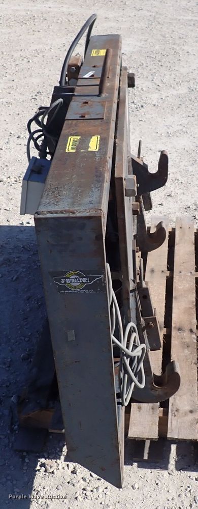 image for item DN2313 Navigator  three point guidance hitch