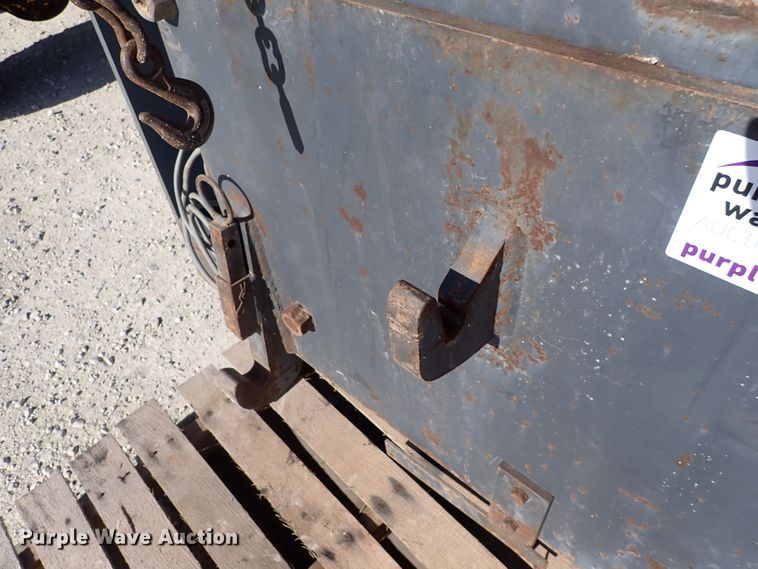 image for item DN2313 Navigator  three point guidance hitch