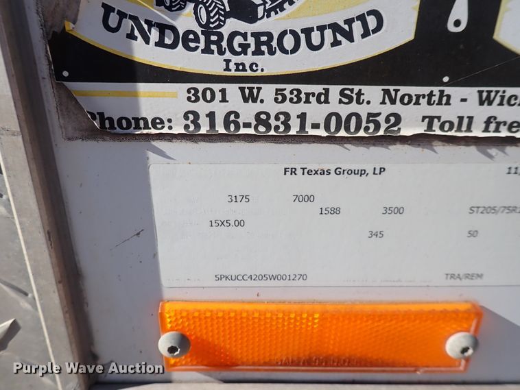 image for item DN2393 2005 Continental Cargo  enclosed cargo trailer