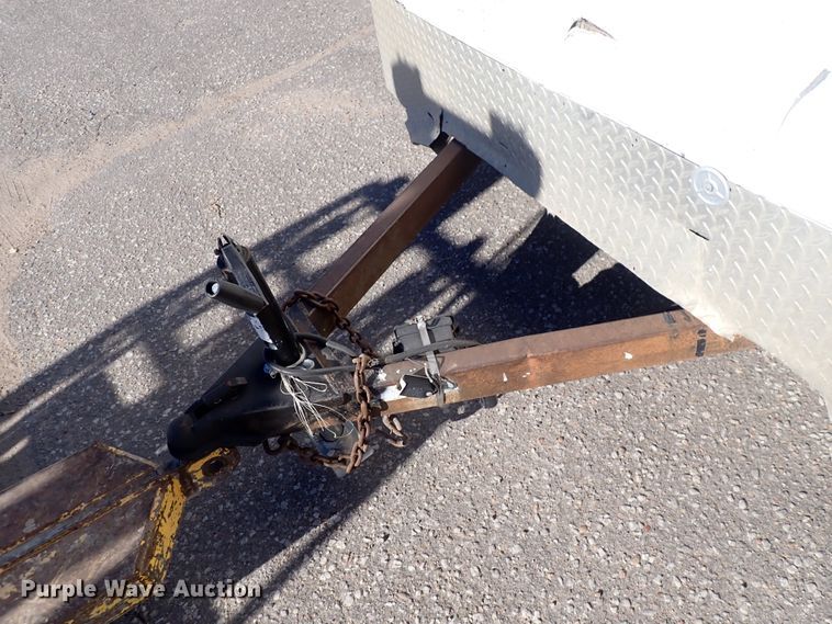 image for item DN2393 2005 Continental Cargo  enclosed cargo trailer