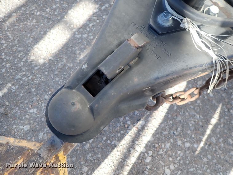 image for item DN2393 2005 Continental Cargo  enclosed cargo trailer