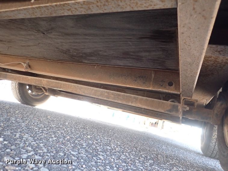 image for item DN2393 2005 Continental Cargo  enclosed cargo trailer