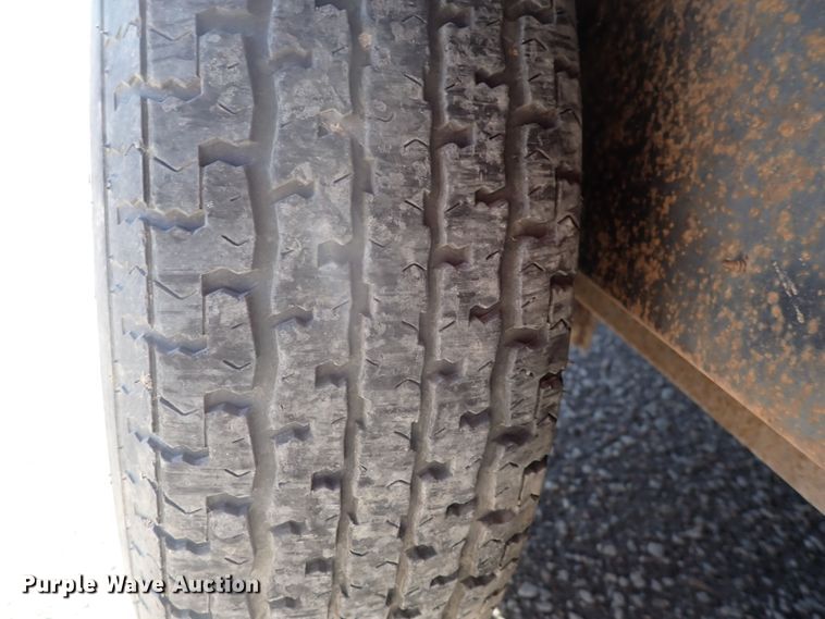 image for item DN2393 2005 Continental Cargo  enclosed cargo trailer