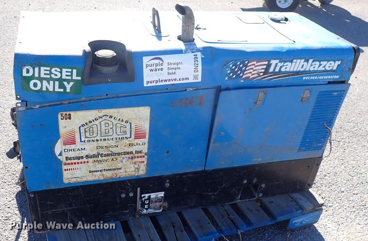 image for item DN2394 Miller Trailblazer 302  welder/generator