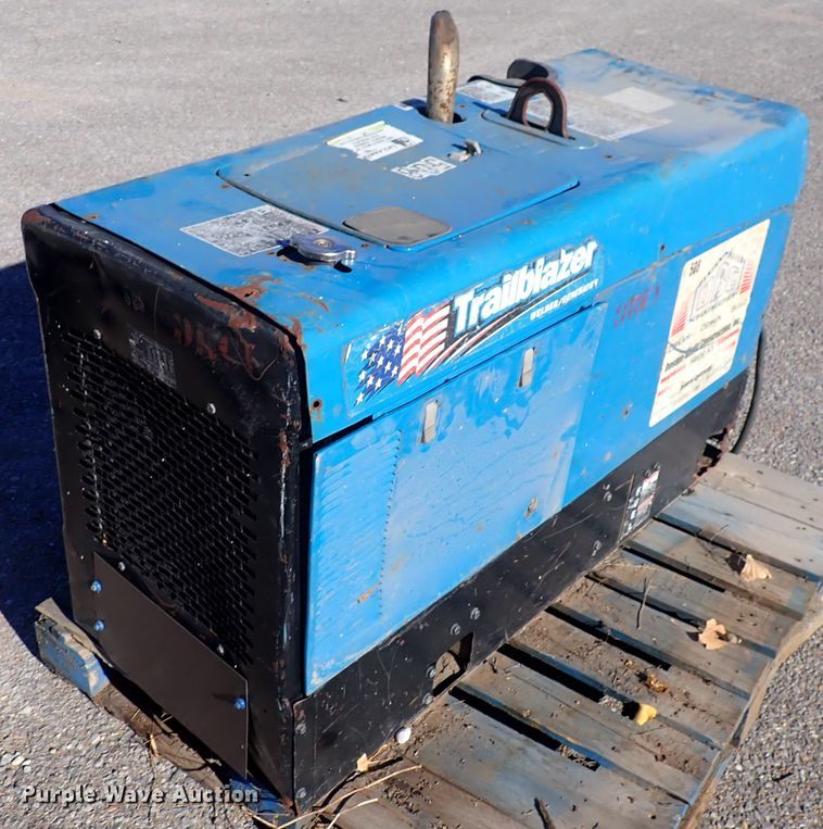 image for item DN2394 Miller Trailblazer 302  welder/generator