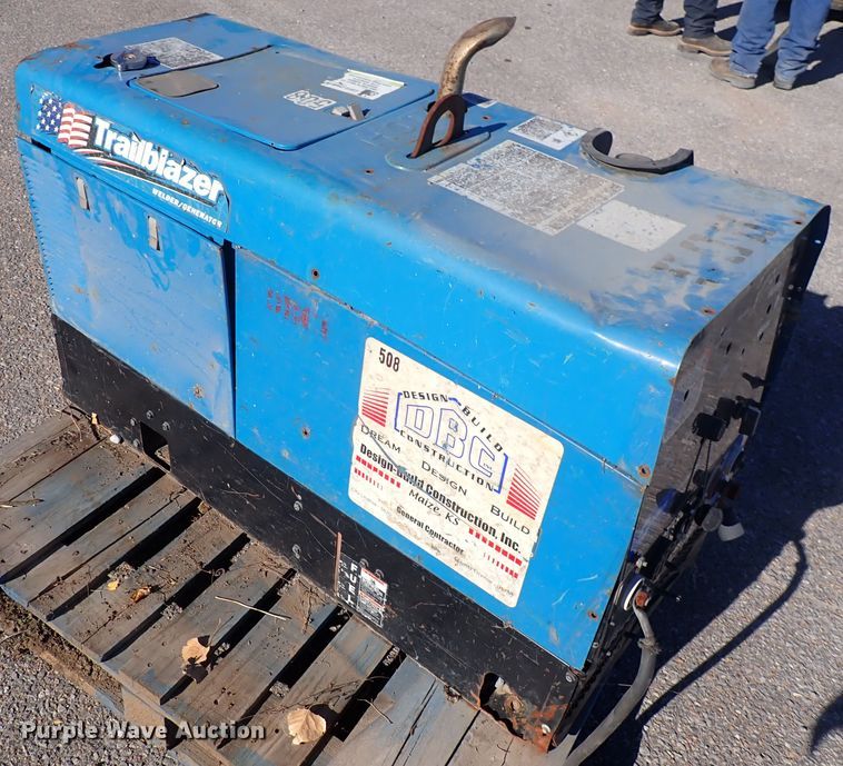 image for item DN2394 Miller Trailblazer 302  welder/generator