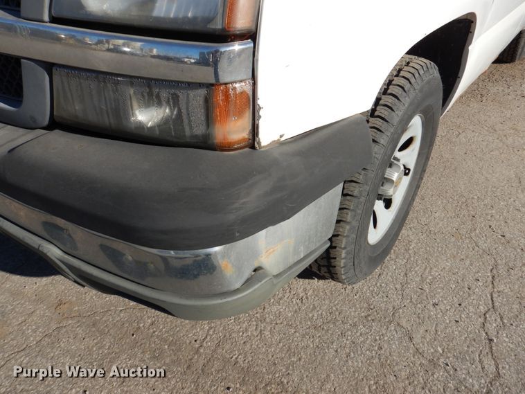 image for item DN2518 2005 Chevrolet Silverado 1500  Ext. Cab pickup truck