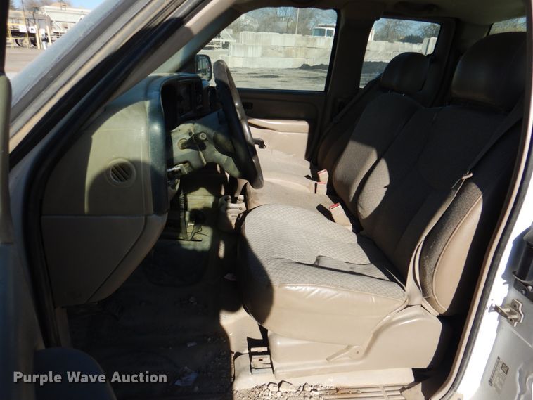 image for item DN2518 2005 Chevrolet Silverado 1500  Ext. Cab pickup truck