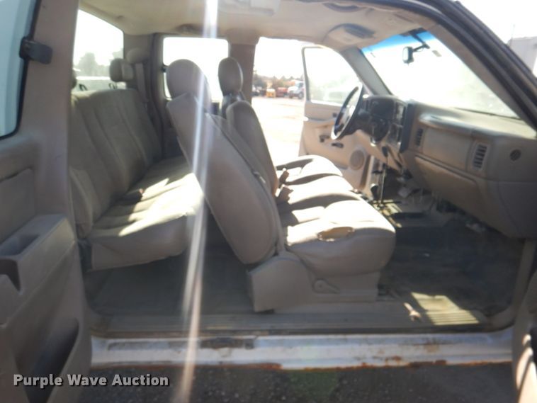 image for item DN2518 2005 Chevrolet Silverado 1500  Ext. Cab pickup truck