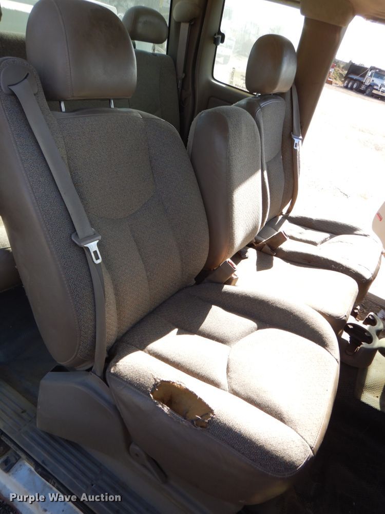 image for item DN2518 2005 Chevrolet Silverado 1500  Ext. Cab pickup truck