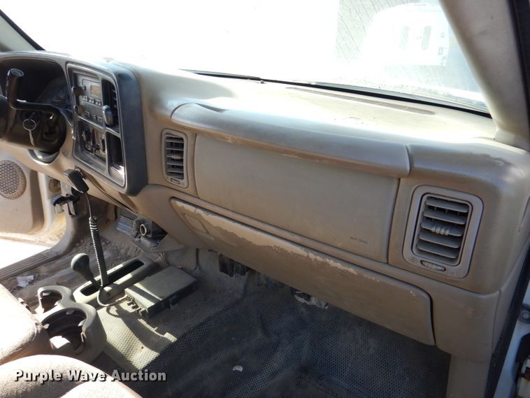 image for item DN2518 2005 Chevrolet Silverado 1500  Ext. Cab pickup truck