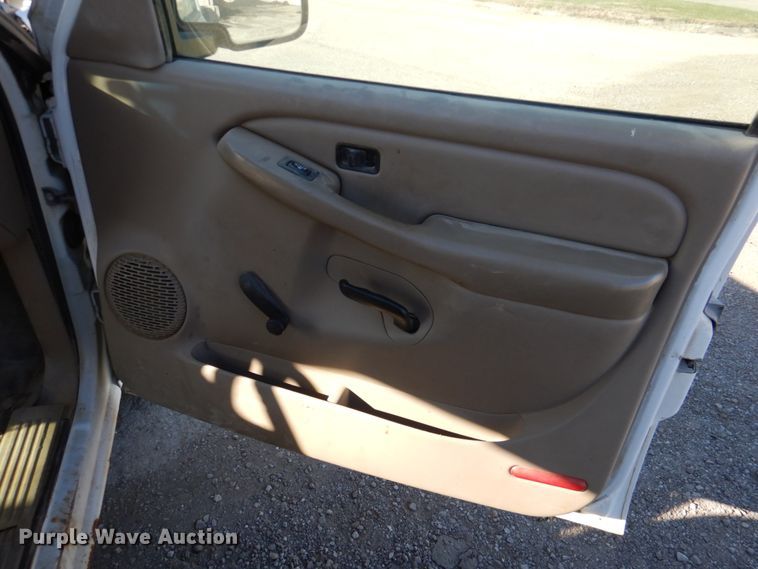 image for item DN2518 2005 Chevrolet Silverado 1500  Ext. Cab pickup truck