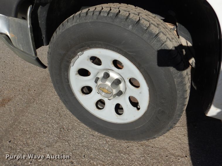 image for item DN2518 2005 Chevrolet Silverado 1500  Ext. Cab pickup truck