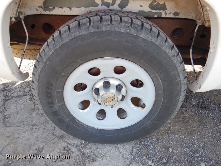 image for item DN2518 2005 Chevrolet Silverado 1500  Ext. Cab pickup truck