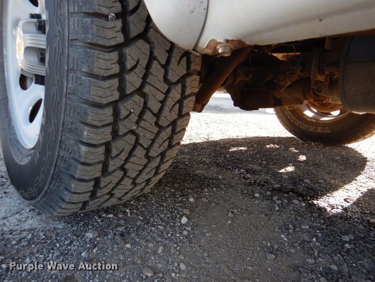 image for item DN2518 2005 Chevrolet Silverado 1500  Ext. Cab pickup truck