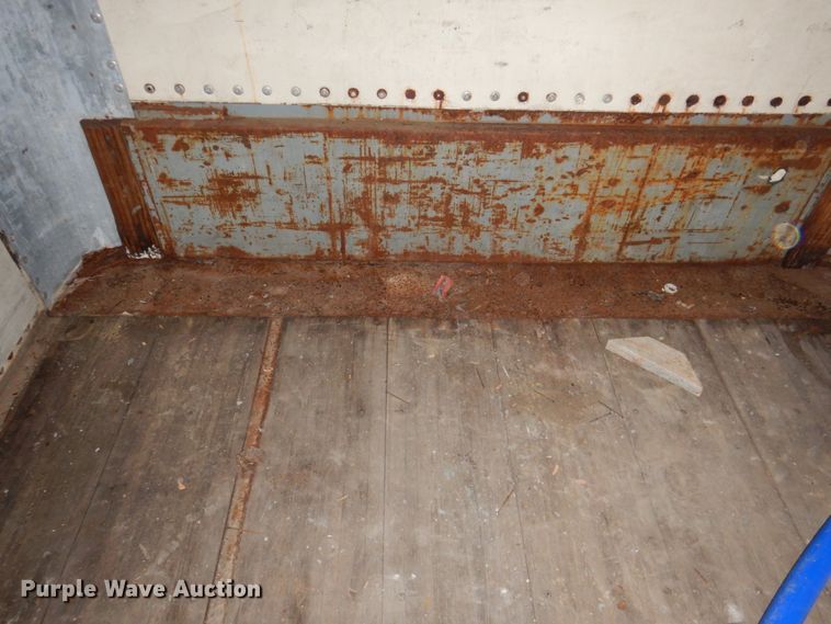 image for item DN2545 1988 Fruehauf  dry van trailer