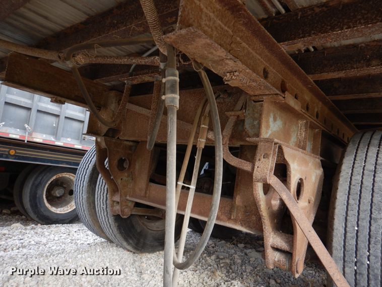 image for item DN2545 1988 Fruehauf  dry van trailer