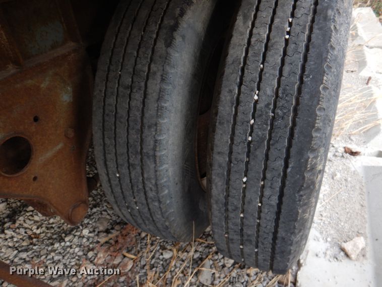 image for item DN2545 1988 Fruehauf  dry van trailer