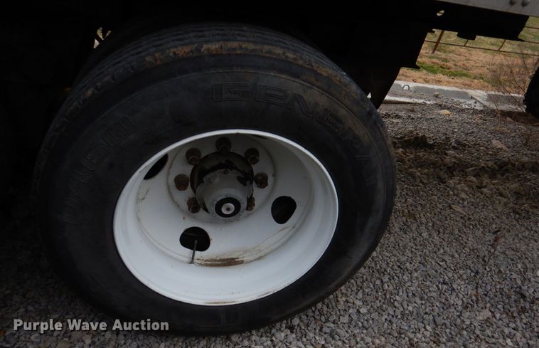 image for item DN2545 1988 Fruehauf  dry van trailer