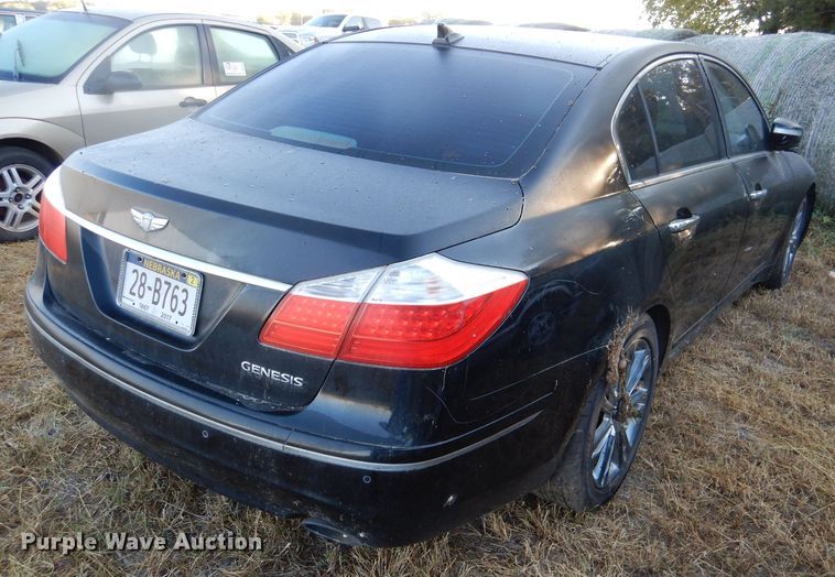 image for item DN5262 2010 Hyundai Genesis
