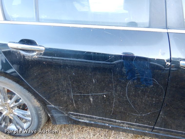 image for item DN5262 2010 Hyundai Genesis