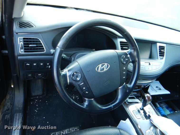 image for item DN5262 2010 Hyundai Genesis