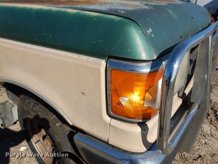 image for item DN5335 1990 Ford F150  pickup truck