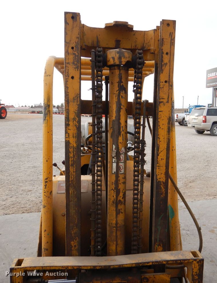 image for item DN5379 Towmotor 462SLP4024  forklift