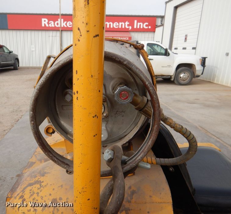 image for item DN5379 Towmotor 462SLP4024  forklift