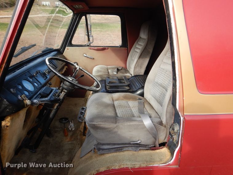 image for item DN5386 1965 Ford Econoline  van