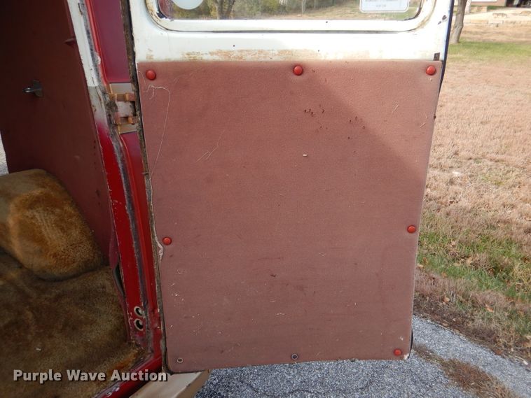 image for item DN5386 1965 Ford Econoline  van