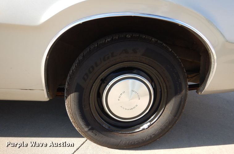 image for item DN5425 1977 Ford Maverick