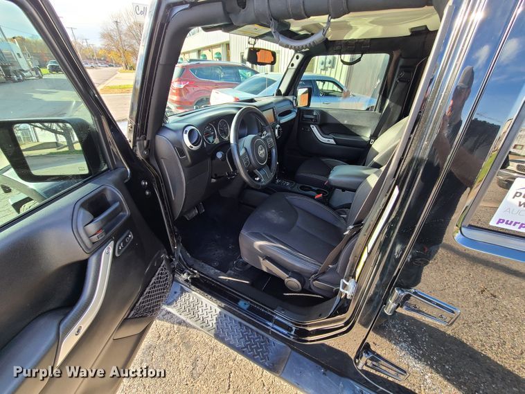 image for item DN5743 2014 Jeep Wrangler  SUV