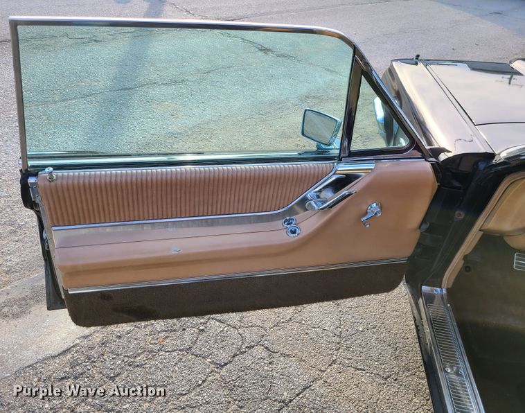 image for item DN5744 1964 Ford Thunderbird