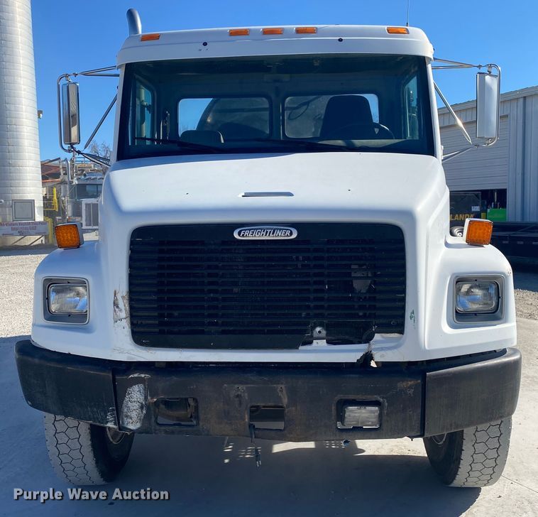 image for item DN6572 1998 Freightliner FL80  vacuum truck