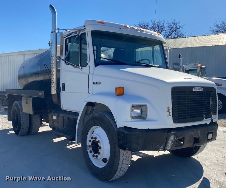 image for item DN6572 1998 Freightliner FL80  vacuum truck