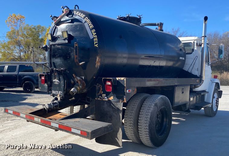 image for item DN6572 1998 Freightliner FL80  vacuum truck