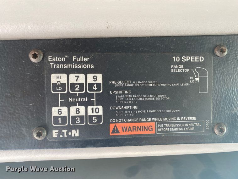 image for item DN6572 1998 Freightliner FL80  vacuum truck