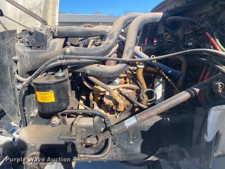 image for item DN6572 1998 Freightliner FL80  vacuum truck