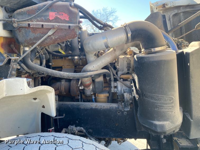 image for item DN6572 1998 Freightliner FL80  vacuum truck