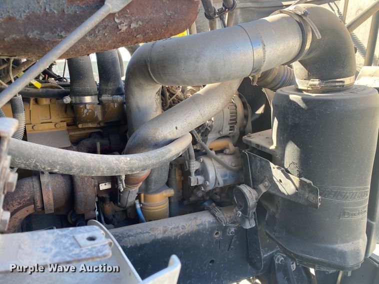 image for item DN6572 1998 Freightliner FL80  vacuum truck