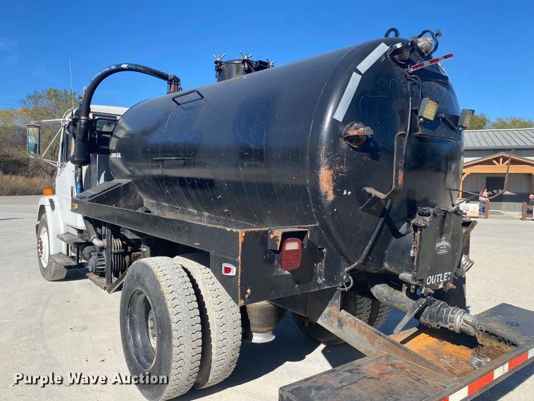 image for item DN6572 1998 Freightliner FL80  vacuum truck