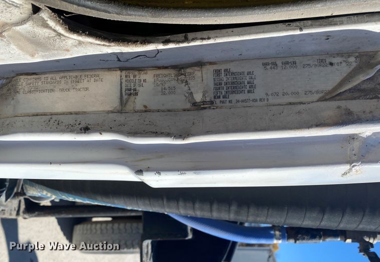 image for item DN6572 1998 Freightliner FL80  vacuum truck