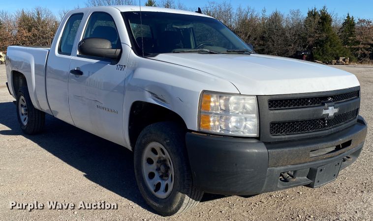 image for item DN6596 2011 Chevrolet Silverado 1500  Ext. Cab pickup truck