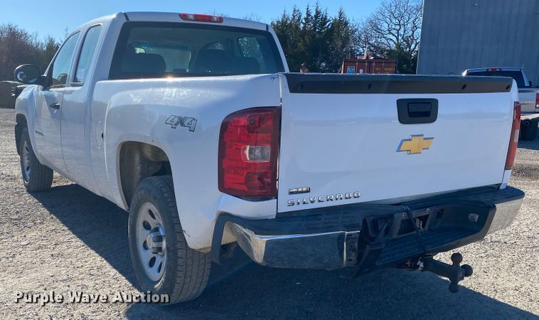 image for item DN6596 2011 Chevrolet Silverado 1500  Ext. Cab pickup truck